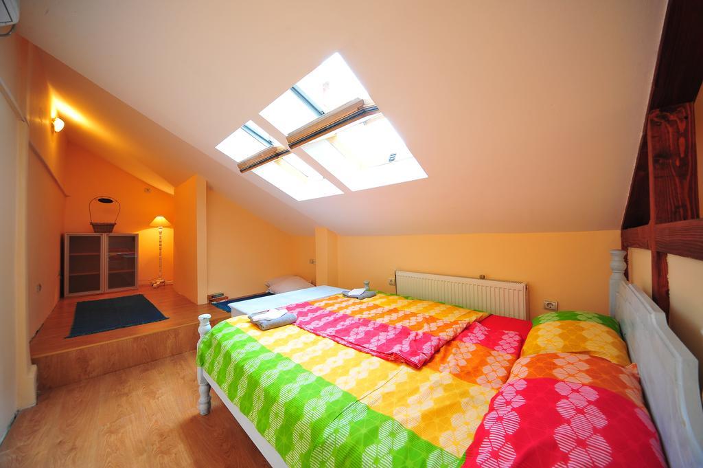 Hostel Bed N Beer Belgrád Kültér fotó