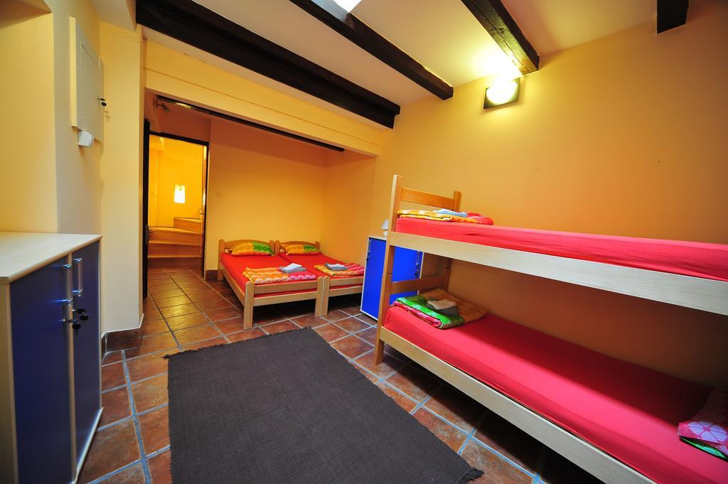 Hostel Bed N Beer Belgrád Szoba fotó