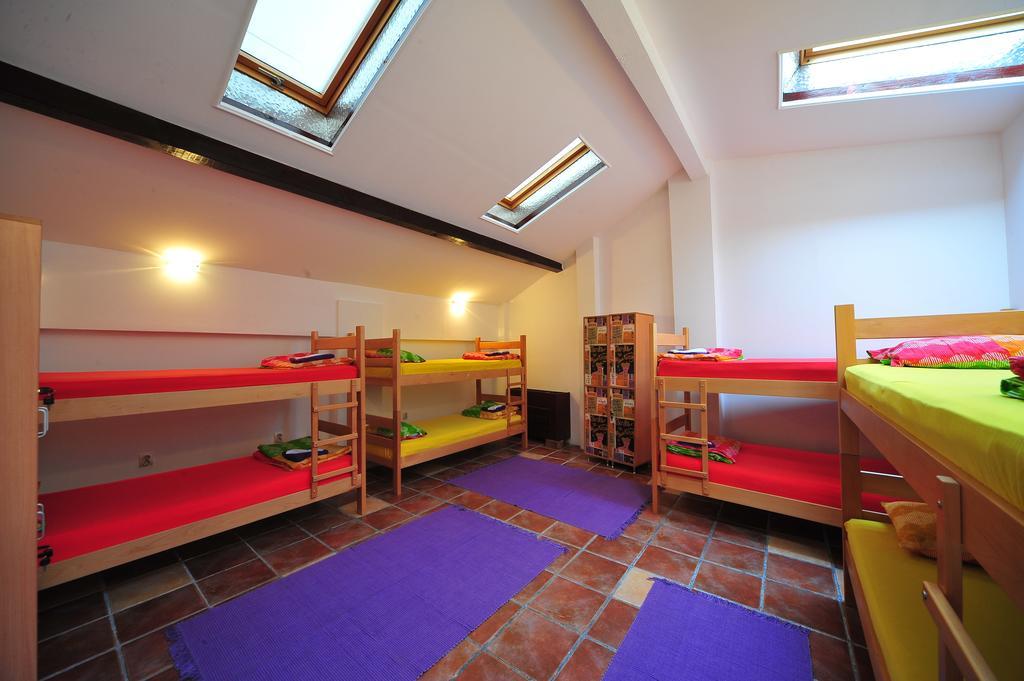 Hostel Bed N Beer Belgrád Szoba fotó