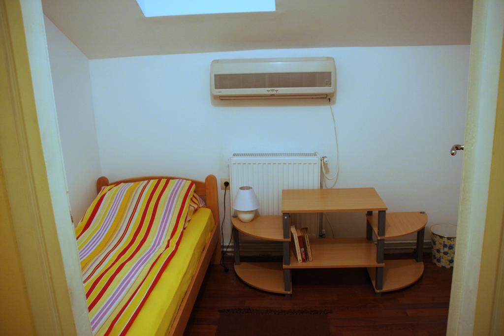 Hostel Bed N Beer Belgrád Szoba fotó