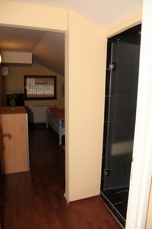 Hostel Bed N Beer Belgrád Kültér fotó
