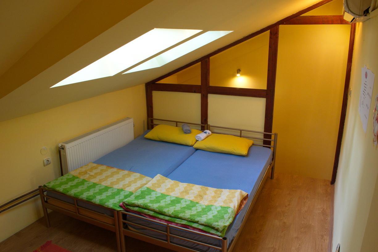 Hostel Bed N Beer Belgrád Kültér fotó